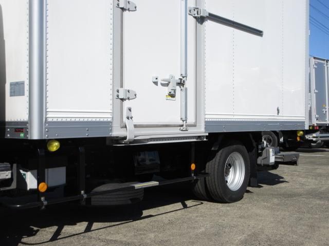 ISUZU ELF 2020 Image 31