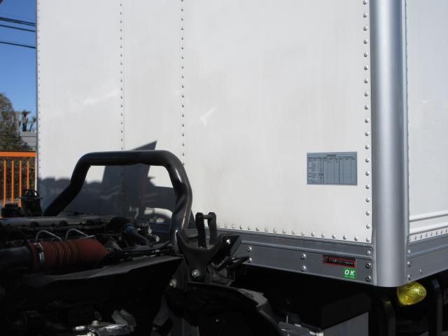 ISUZU ELF 2020 Image 31