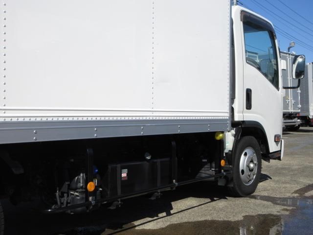 ISUZU ELF 2020 Image 31