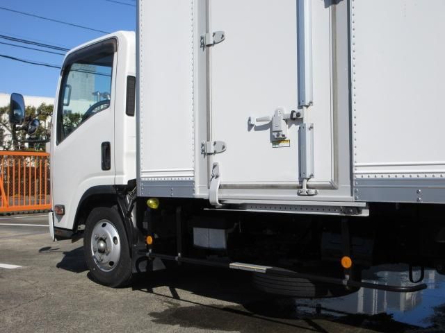 ISUZU ELF 2020 Image 31