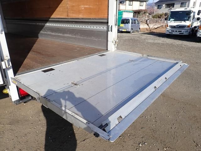 MITSUBISHI FUSOU FIGHTER 2020 Image 31