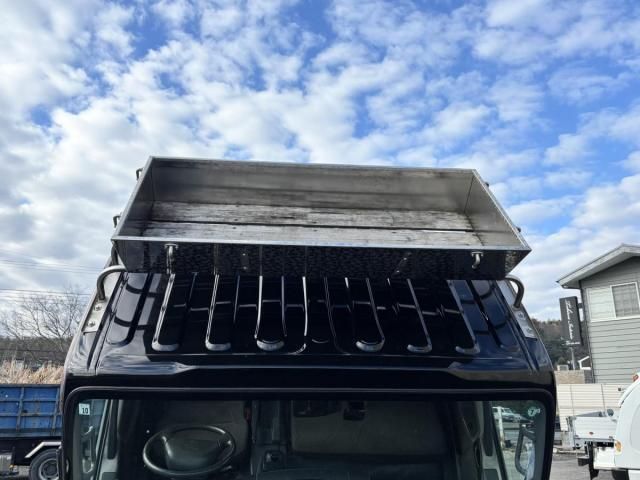 ISUZU ELF 2013 Image 31