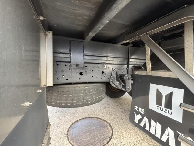 ISUZU ELF 2013 Image 31