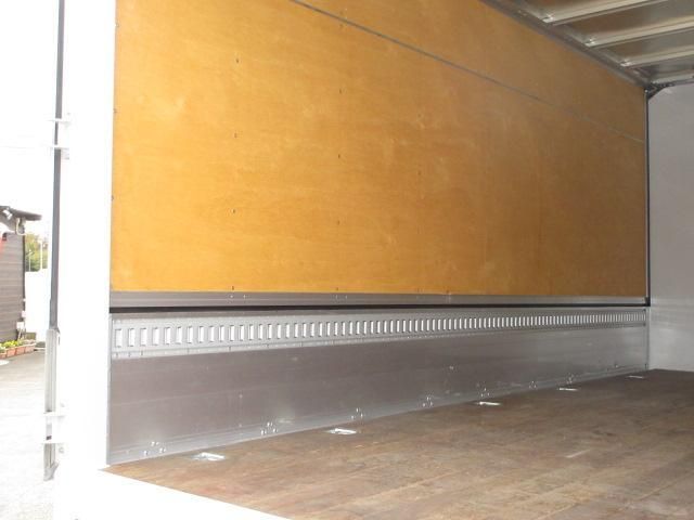 ISUZU ELF 2017 Image 31