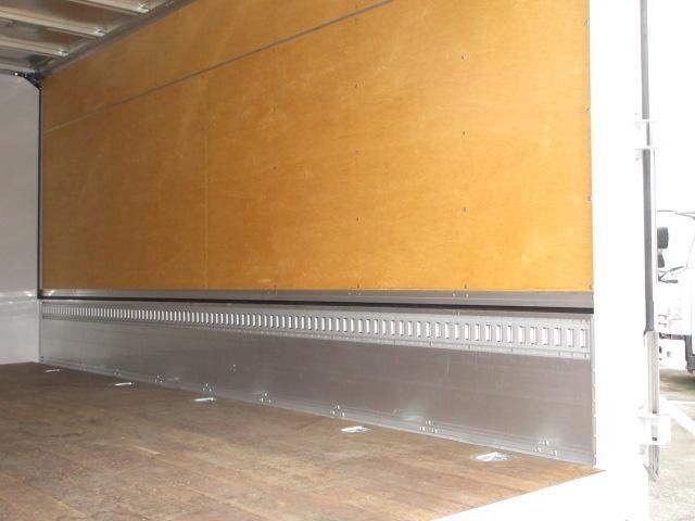 ISUZU ELF 2017 Image 31