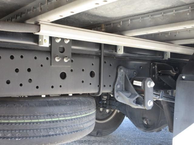 ISUZU ELF 2017 Image 31