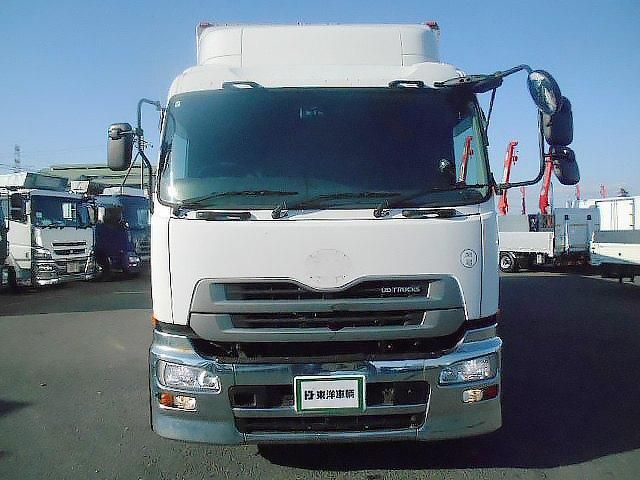 NISSAN DIESEL QUON 2017 Image 31