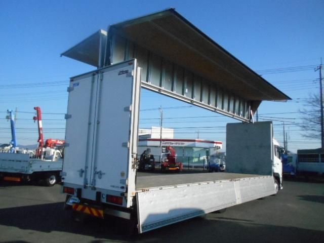 NISSAN DIESEL QUON 2017 Image 31