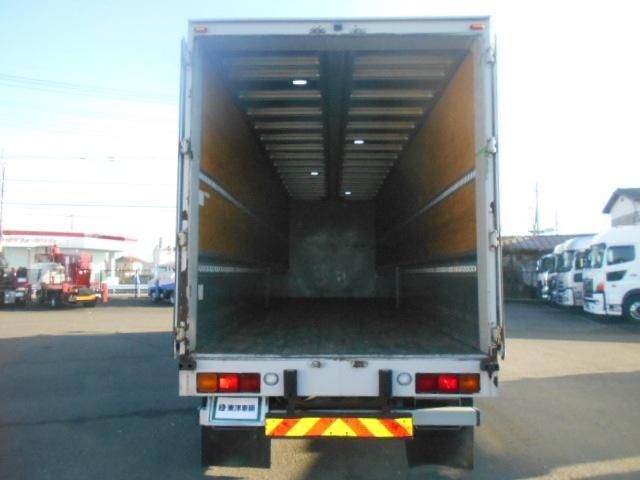 NISSAN DIESEL QUON 2017 Image 31