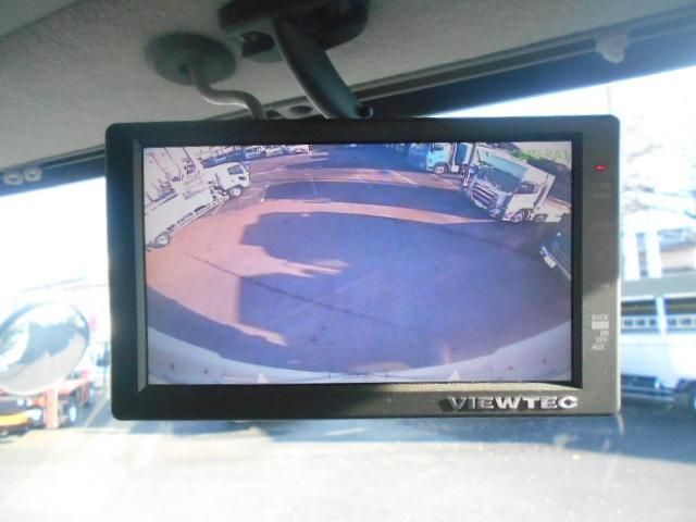 NISSAN DIESEL QUON 2017 Image 31