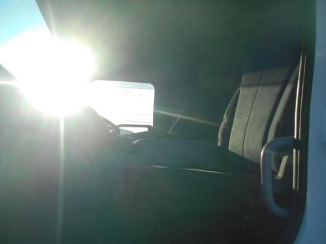 NISSAN DIESEL QUON 2017 Image 31