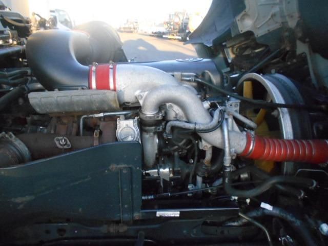 NISSAN DIESEL QUON 2017 Image 31