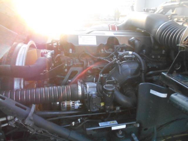 NISSAN DIESEL QUON 2017 Image 31