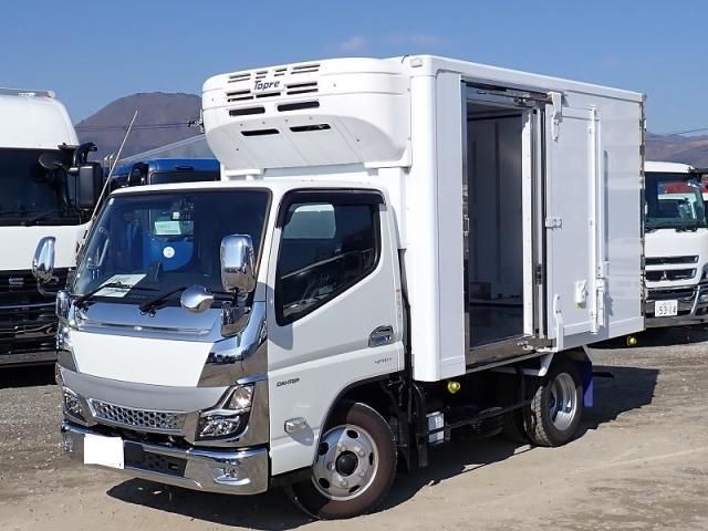 MITSUBISHI CANTER 2024 Image 31