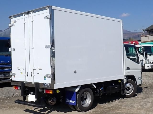 MITSUBISHI CANTER 2024 Image 31