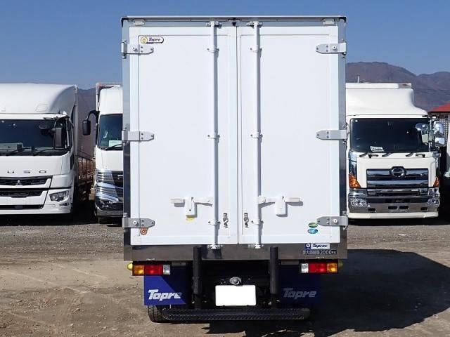 MITSUBISHI CANTER 2024 Image 31