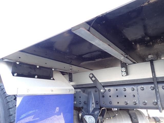 MITSUBISHI CANTER 2024 Image 31