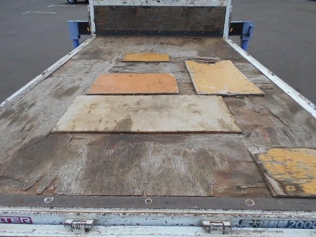 MITSUBISHI CANTER 2000 Image 31