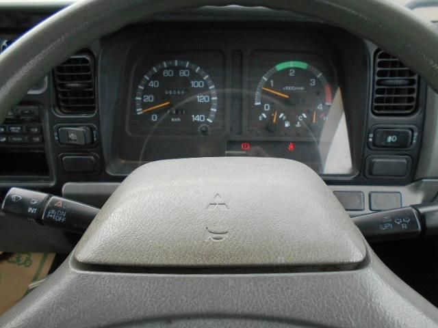 MITSUBISHI CANTER 2000 Image 31