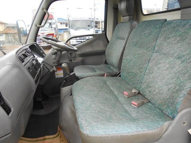 MITSUBISHI CANTER 2000 Image 31