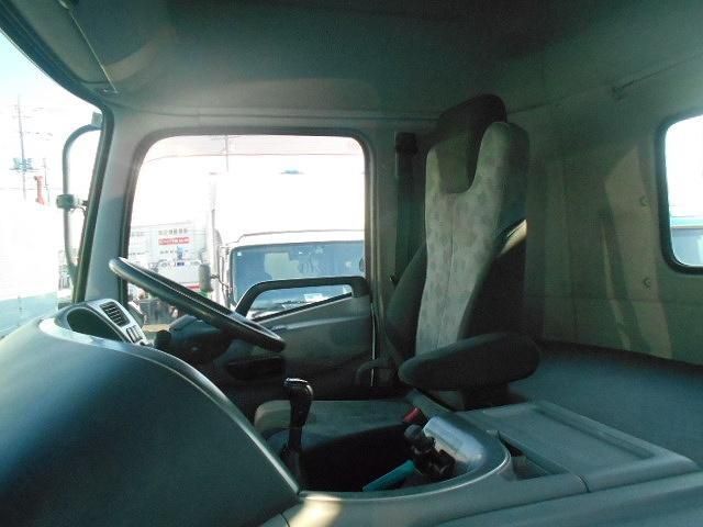 NISSAN DIESEL QUON 2011 Image 31