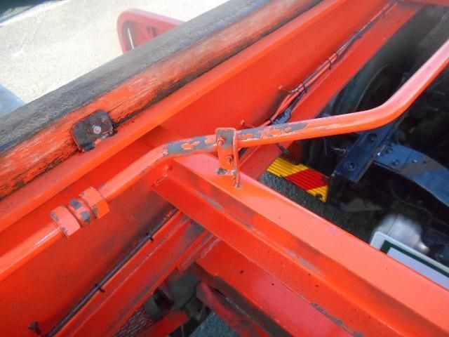 NISSAN DIESEL QUON 2011 Image 31