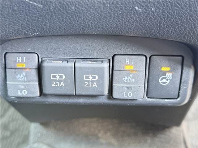 TOYOTA SIENTA 2018 Image 31