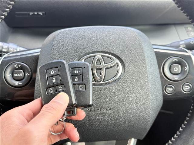 TOYOTA SIENTA 2018 Image 31