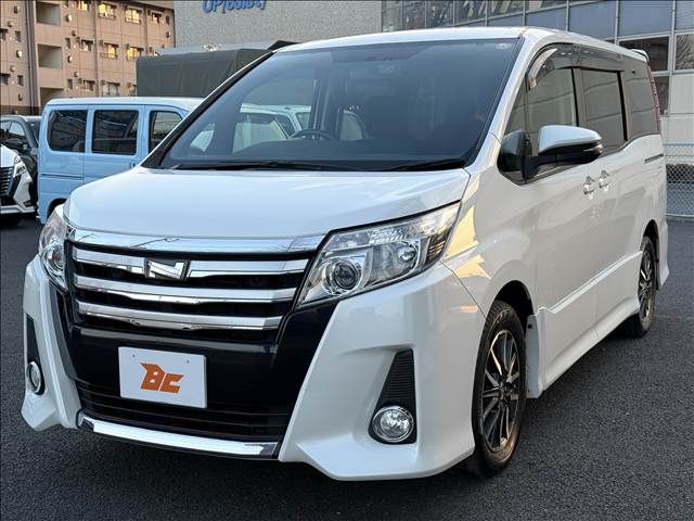 TOYOTA NOAH 2015 Image 31
