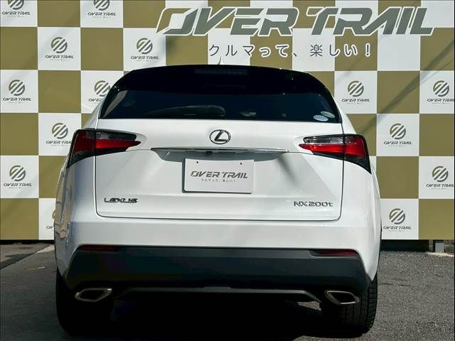 TOYOTA LEXUS NX200T 2016 Image 31