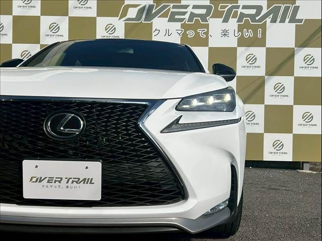 TOYOTA LEXUS NX200T 2016 Image 31