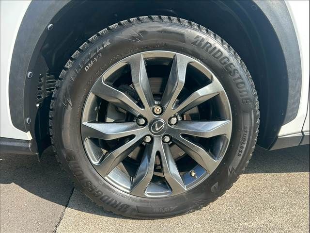 TOYOTA LEXUS NX200T 2016 Image 31