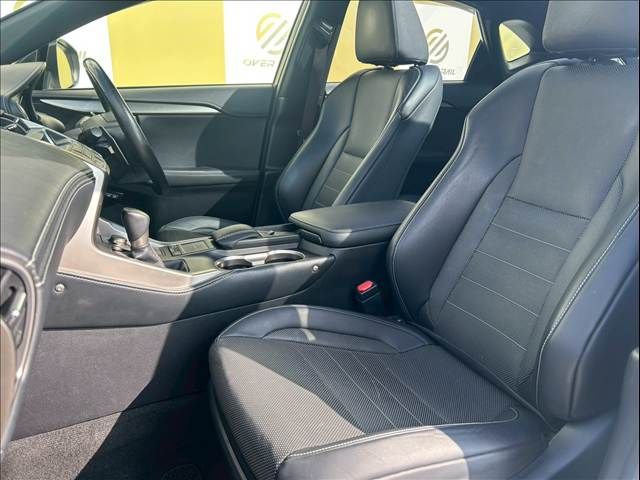 TOYOTA LEXUS NX200T 2016 Image 31