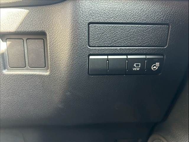 TOYOTA LEXUS NX200T 2016 Image 31