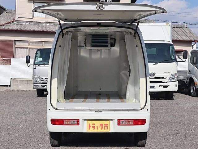 DAIHATSU HIJET TRUCK 2016 Image 31
