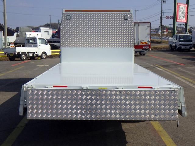 MITSUBISHI CANTER 2024 Image 31