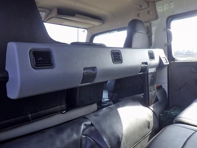 MITSUBISHI CANTER 2024 Image 31