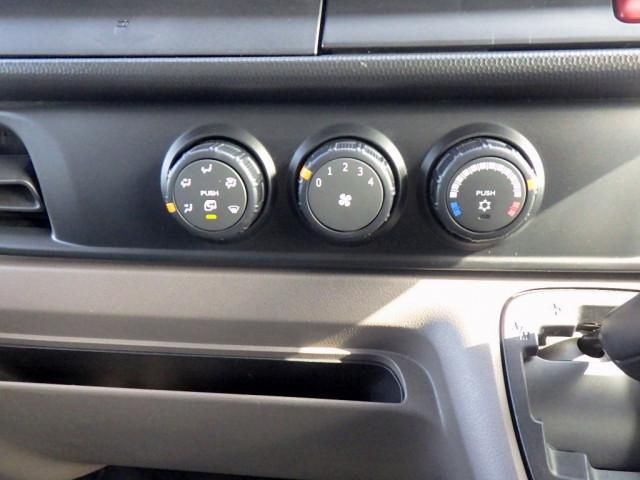 MITSUBISHI CANTER 2024 Image 31