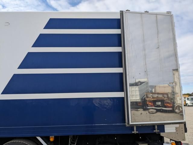 NISSAN DIESEL QUON 2021 Image 31