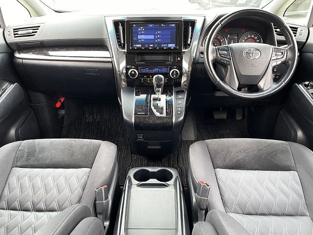 TOYOTA ALPHARD 2019 Image 31