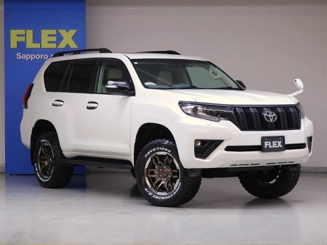 TOYOTA LANDCRUISER PRADO 2023 Image 31