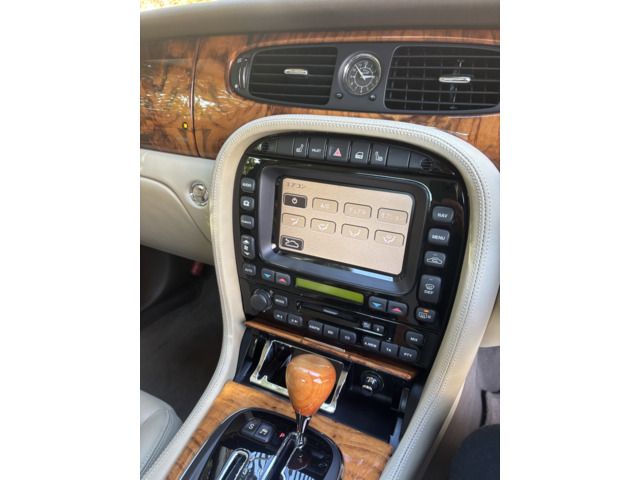 JAGUAR XJSERIES SEDA 2004 Image 31