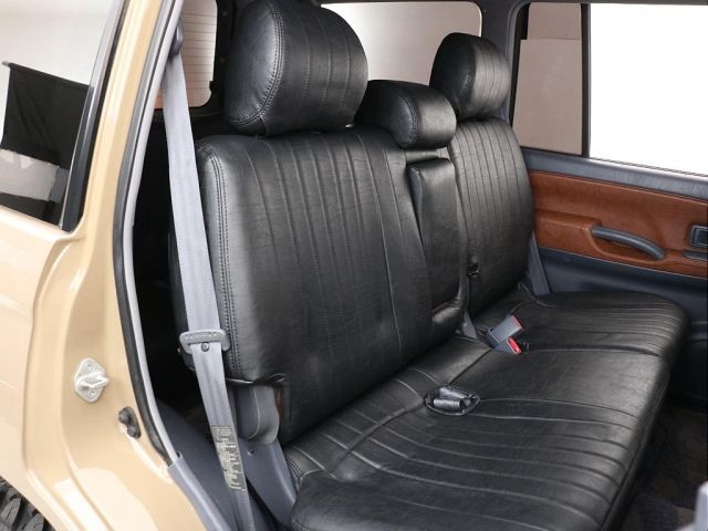 TOYOTA LANDCRUISER PRADO 2000 Image 31