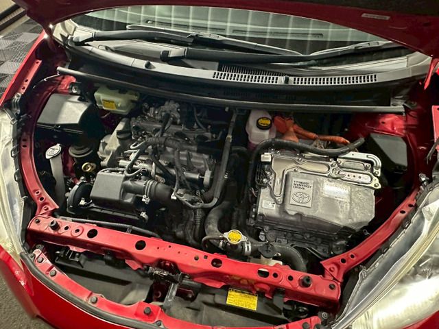 TOYOTA AQUA 2013 Image 31