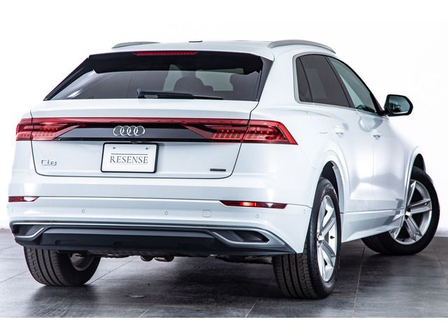 AUDI Q8 2020 Image 31