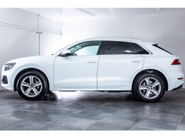 AUDI Q8 2020 Image 31