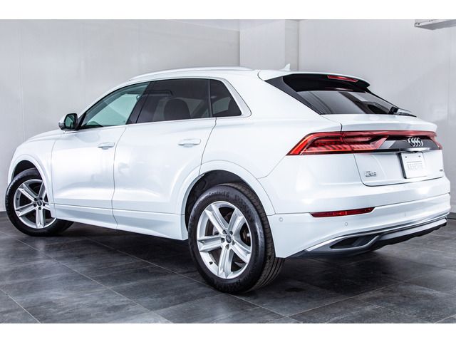 AUDI Q8 2020 Image 31