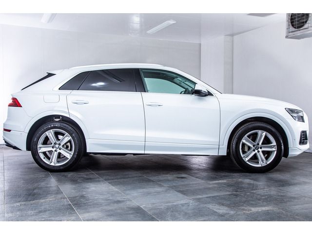 AUDI Q8 2020 Image 31
