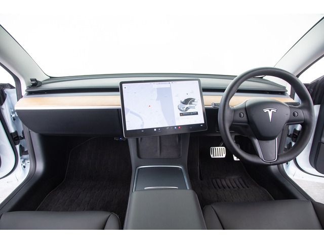 TESLA MODEL 3 2021 Image 31