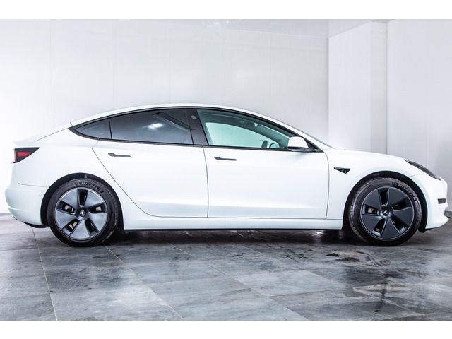 TESLA MODEL 3 2021 Image 31